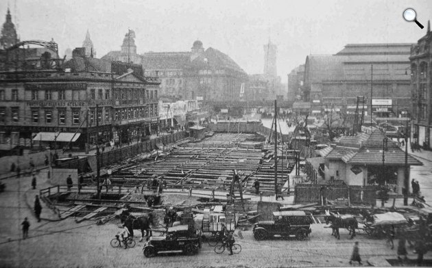 Alexanderplatz, Berlin, 1920-as évek (Fotó: berlin.de)