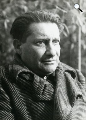 Id. Kodolányi János (1899-1969) Kossuth-díjas magyar író, újságíró,1950 (Fotó: MEK/OSZK)
