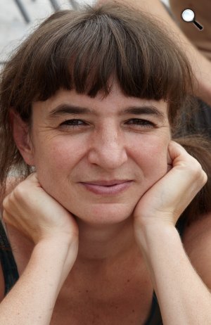 Szabó Réka a Tünet Együttes társulat vezetője, rendező (Fotó: NMHH)