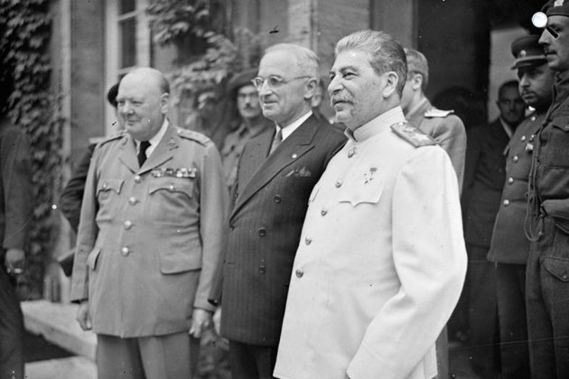 I. világháború, Winston Churchill, Franklin D. Roosevelt, Sztálin, Jalta, 1945 (Fotó: Wkipédia)