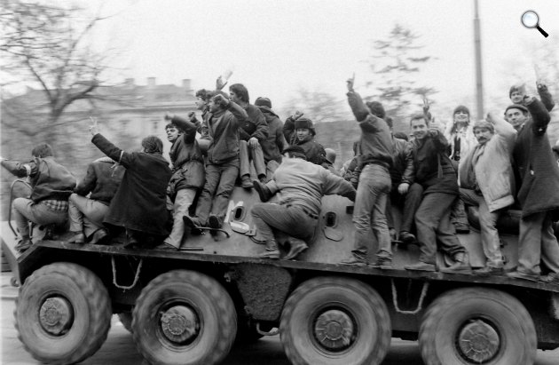 Romániai forradalom, Temesvár, 1989 (Fotó: Fortepan/Urbán Tamás)