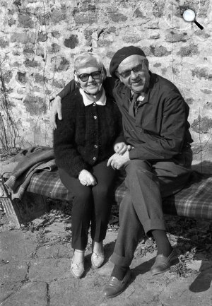 Fekete István (1900-1970) író az Esterházy kastélyban, Szigliget (Fotó: Hunyady József/Fortepan)