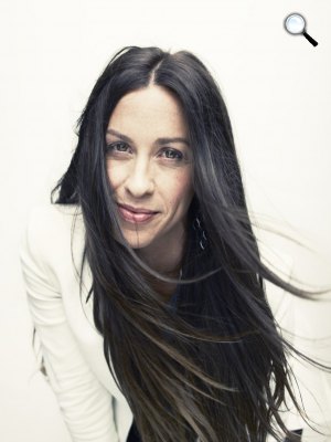 Alanis Morissette Grammy-díjas énekesnő, dalszerző (Fotó: Livenation)