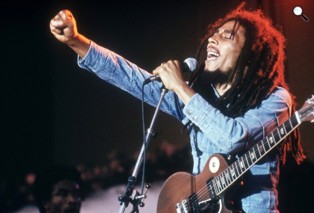 Bob Marley (1945-1981) jamaicai énekes, gitáros, dalszerző, emberjogi aktivista (Fotó: bobmarley.com)