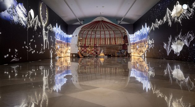 A 9-10. századi magyarság mindennapjait honfoglalás kori viseletekkel, használati tárgyakkal kiállítás a Nemzeti Múzeumban, 2020 (MTI/Szigetváry Zsolt)