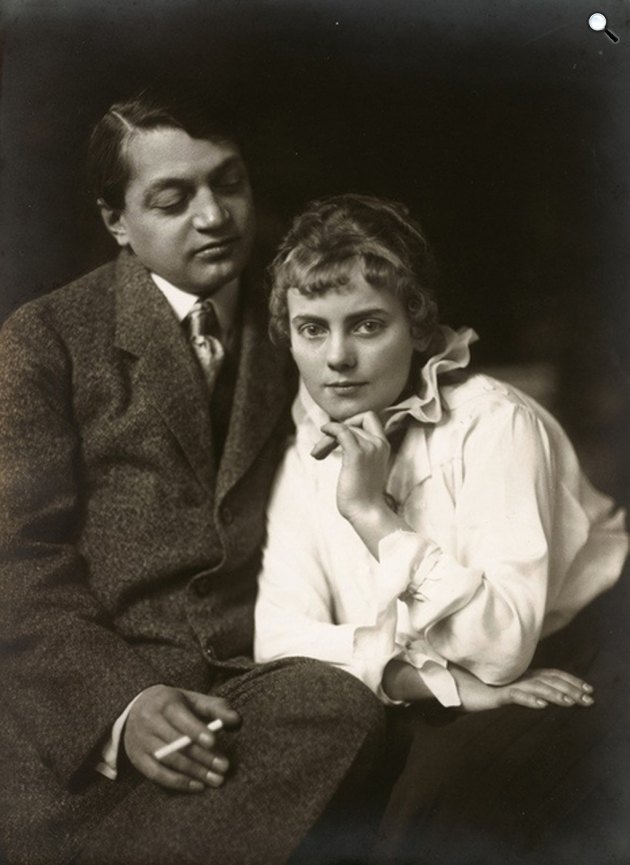 Ady Endre (1877-1919) költő és Boncza Berta, Csinszkával (1894-1934) feleségével, költőnővel, 1915 (Fotó: Székely Aladár/PIM)