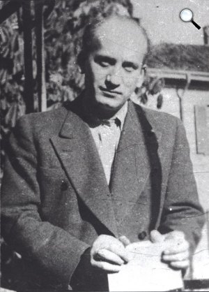 Rejtő Jenő (P. Howard, Gibson Lavery) (1905-1943), író, kabaré- és színpadi szerző, 1930 körül (Fotó: OSZK)