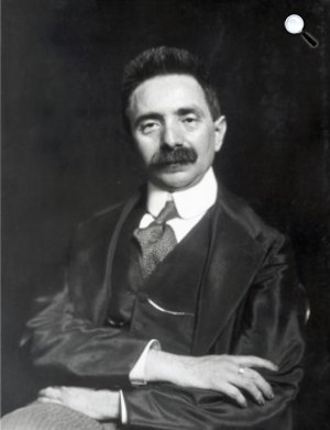  Székely Aladár (1870-1940) fényképész önarcképe, 1910 (MVM)