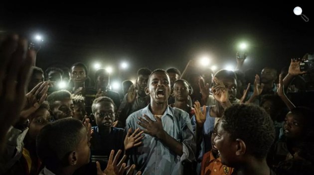 Csiba Jaszujosi: Straight Voice, 2019, a World Press Photo fődíjasa (Fotó: Yasuyoshi Chiba/WPP)
