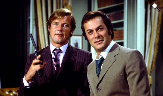 Minden lében két kanál - Roger Moore és Tony Curtis (Fotó: listal.com)