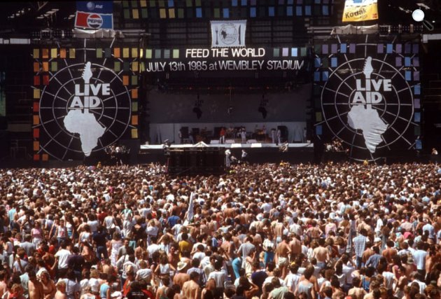 Live Aid segélykoncert - Bob Geldof kezdeményezésére és szervezésében, 185. július 13. (Fotó: Twitter/@live_aid1985)
