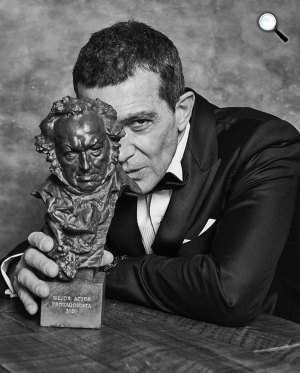 Antonio Banderas kapta a Goya-díjat Fájdalom és dicsőség c. filmért, 2020 (Fotó: Facebook/Antonio Banderas@AntonioBanderas)