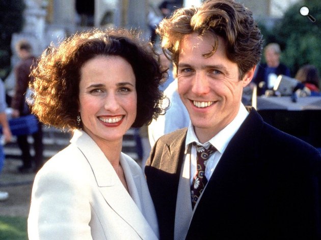 Négy esküvő és egy temetés - Andie MacDiwell és Hugh Grant, 1994 (Fotó: listal.com)