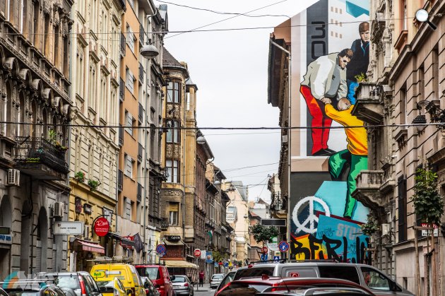 Berlin egy tűzfalon Budapesten, 2020 (Fotó: Farkas András/Színes Város Csoport)