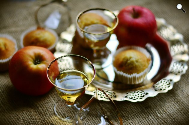Applejack, alma brandy és alma gyümölcs (Fotó: Pixabay)