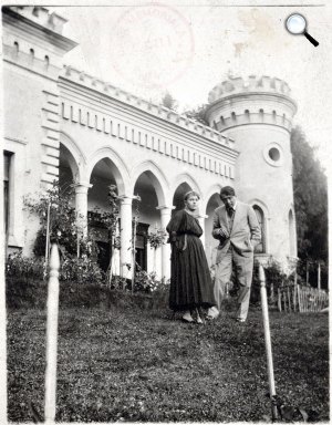 Ady Endre és Boncza Berta (Csinszka), Csucsa, Boncza-birtok, 1914–1919 között (Fotó: Emil Isac/OSZK)