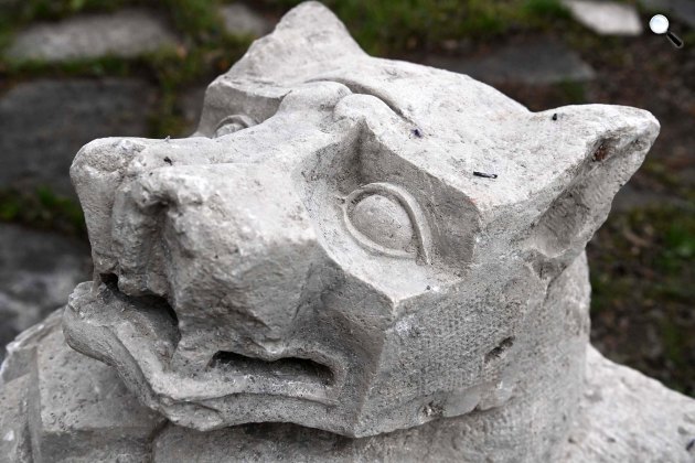 Erzsébet királyné pihenőházának oroszlánszobra a budai Várban., 2020 (Fotó: MTI/Bruzák Noémi)