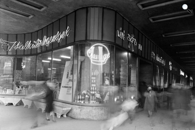 Csemege üzlet, Budapest, 1964 (Fotó: Fortepan/UVATERV)