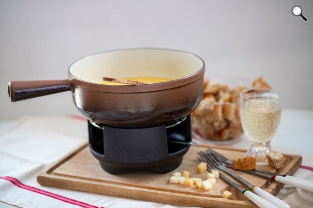 Francia sajtfondü (fondue) ételkülönlegesség (Fotó: Pixabay)