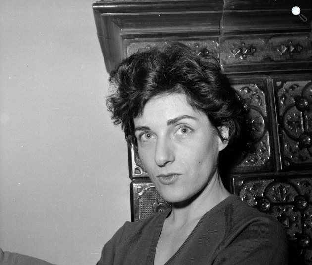 Janikovszky Éva (1926-2003) Kossuth-díjas és József Attila-díjas író, költő, szerkesztő, 1962 (Fotó: Fortepan/Hunyady József)