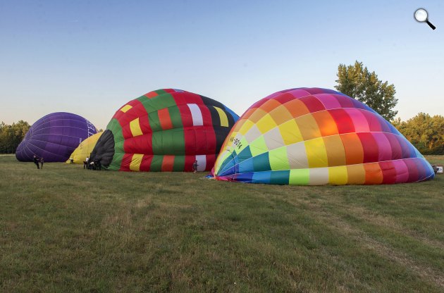 Hőlégballonok a 40. Magyar Nemzeti Hőlégballon Bajnokságon, Győr, 2021 (Fotó: MTI/Krizsán Csaba)