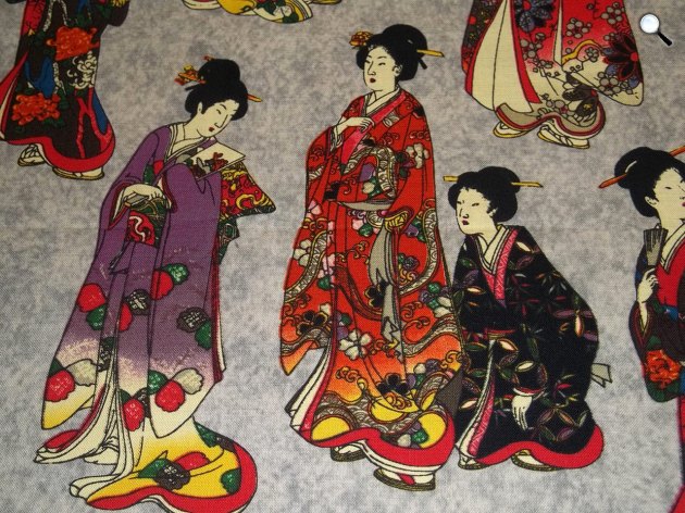 Ázsiai kultúra - Kimonóba, a japán népviseletbe öltözve (Fotó: Pixabay)