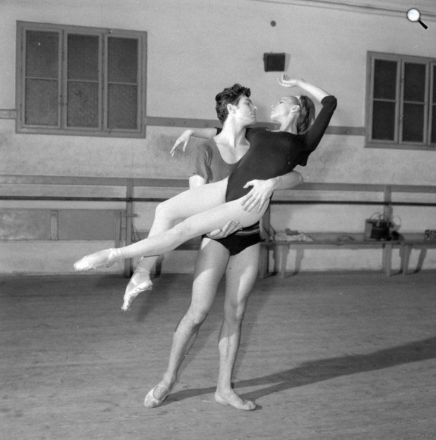 Róna Viktor és Orosz Adél balettművészek, Magyar Állami Operaház, 1959 (Fotó: Fortepan/Kotnyek Antal)