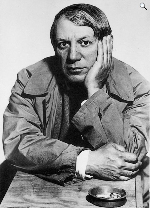 Pablo Picasso (1881-1973) festő, grafikus, szobrász, 1932 (Fotó: Man Ray/Israel Museum/europeana.eu)