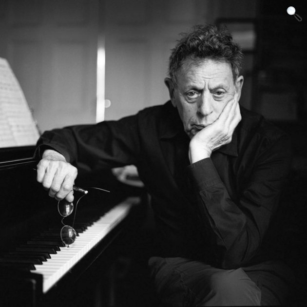 Philip Glass (1937-), a 20-21. század egyik legnagyobb hatású zeneszerzője, 2017 (Fotó: Facebook/Philip Glass/Danny Clinch Photography)