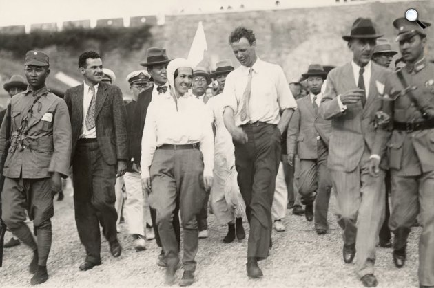 Charles Lindbergh (1902- 1974) pilóta és felesége, Anne Morrow Lindbergh író gyakran repültek együtt (Fotó: YouTube))