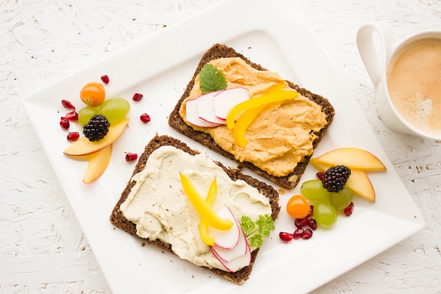 Reggeli, toast kenyérrel (Fotó: Pixabay)