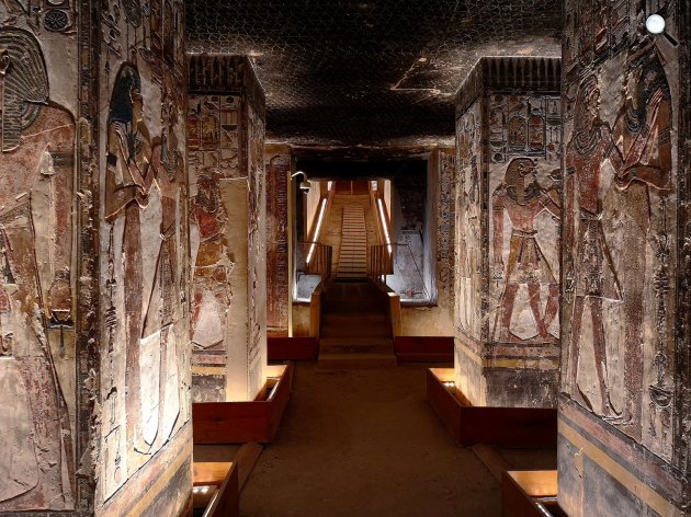 I. Széthi egyiptomi fáraó sírját (KV17) expedíciója során Champollion tanulmányozása közben megrongálta (Fotó: Carole Raddato/Flickr)