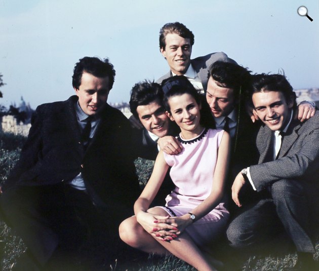 Koncz Zsuzsa énekesnő és a Metró együttes: Latzin Norbert, Bokány Ferenc, Brunner Győző, Sztevanovity Zorán, Sztevanovity Dusán, Budapest, 1967 (Fotó: Fortepan/Hunyady József)