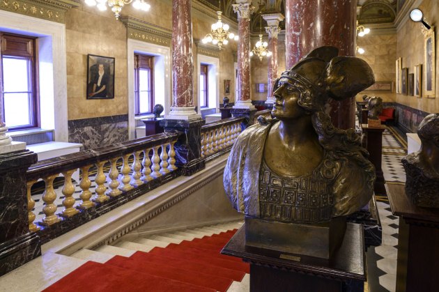 Magyar Állami Operaház, a felújított királylépcső, Budapest, 2022 (Fotó: MTI/Szigetváry Zsolt)