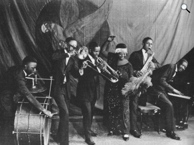 Ma Rainey és a Georgia Jazz Band - Gabriel”, Albert Wynn, Dave Nelson, Ma Rainey, Ed Pollack, Thomas A. Dorsey, 1924-1925 (Fotó: Youtube)
