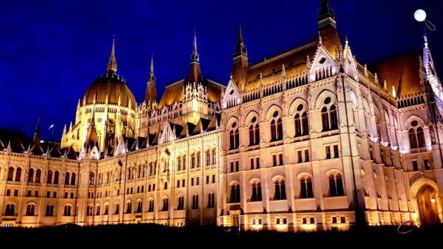 Az Országház éjszaka Budapest jelképe (Fotó: MTI/ Balogh Zoltán)