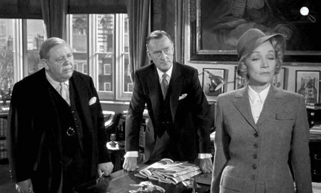 Agatha Christie: A vád tanúja - Charles Laughton, Tyrone Power, Marlene Dietrich, 1957 (Fotó: Classic Review)