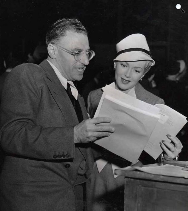 A rossz és a szép forgatásán - Lana Turner színésznő és George Cukor rendező, 1950 (Fotó: MGM/Wikimedia)