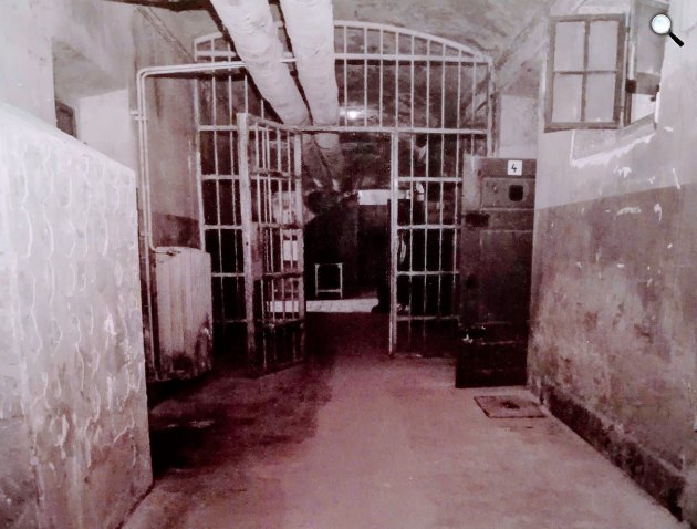 A váci börtön hírhedt része az 50-es években (Fotó: Herendi Péter felvétele/Recski Emlékhely/Kibelbeck Mara/Cultura.hu)