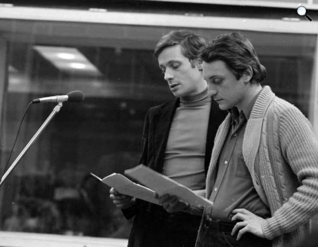 Bálint András és Szacsvay László színművészek a Magyar Rádió stúdiójában, 1976 (Fotó: Fortepan/Szalay Zoltán)