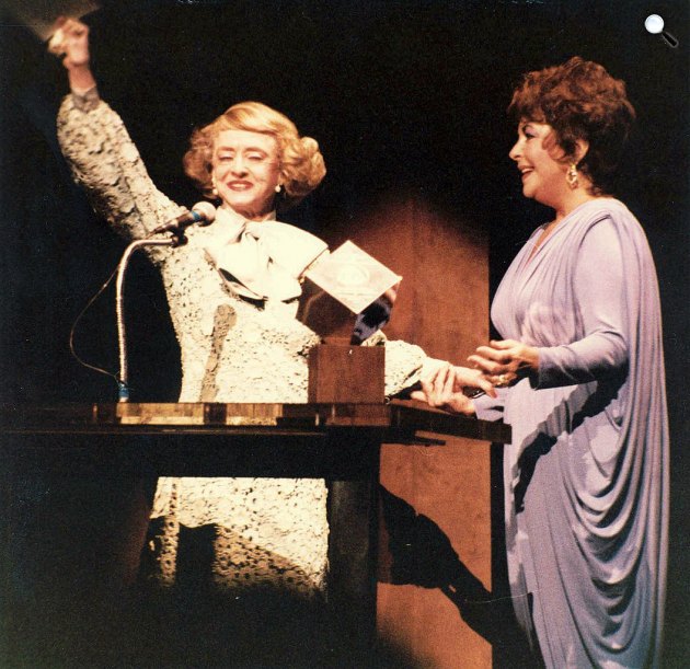 Hollywood legendái - Bette Davis és Elizabeth Taylor, 1981 (Fotó: Alan Light)