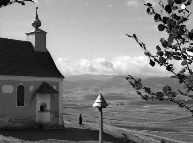 A csíksomlyói Szent Antal-kápolna, 1941 (Fotó: Fortepan/Lissák Tivadar)