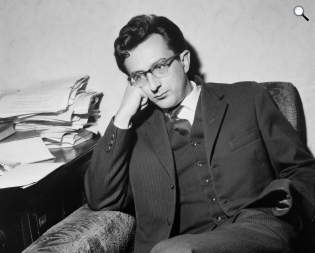 Lator László (1927-2023) Kossuth-díjas költő, műfordító, a nemzet művésze, 1964 (Fotó: Fortepan/Hunyady József)