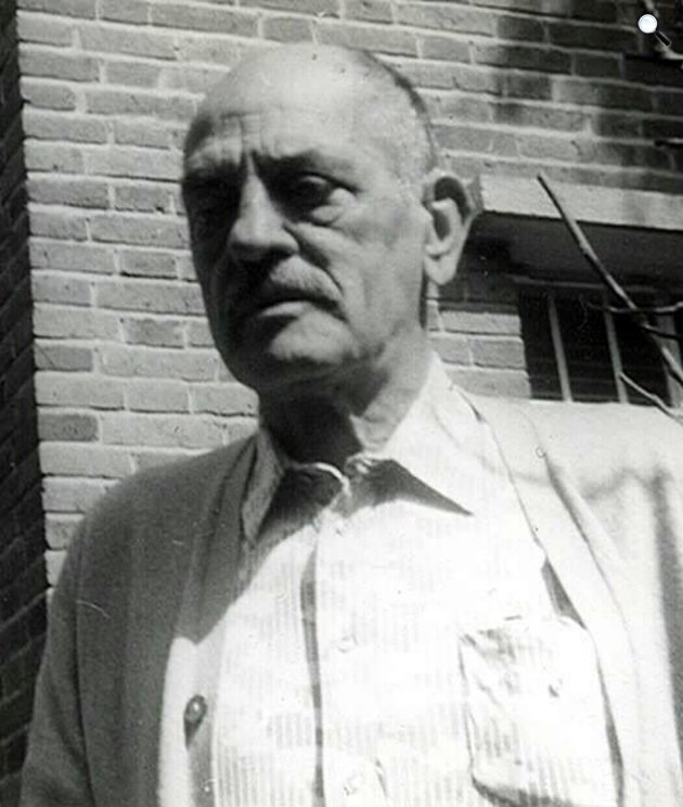 Luis Buñuel (1900-1983) filmrendező, író, 1970, részlet (Fotó: PeterTFrust/Wikimedia)
