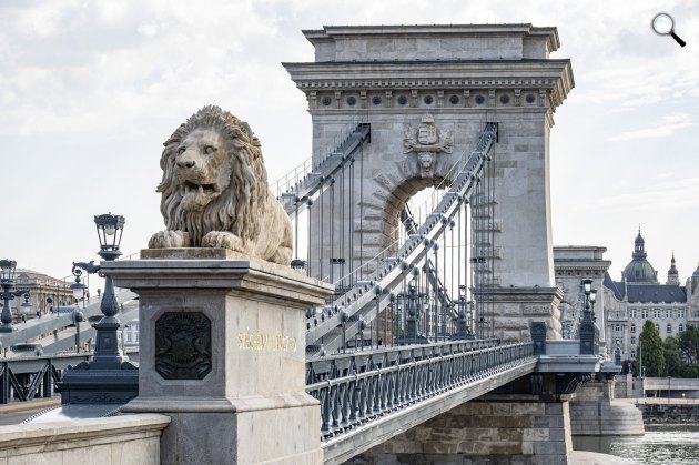 Budapest jelképe a felújított Lánchíd, 2023(Fotó: MTI/Szigetváry Zsolt)