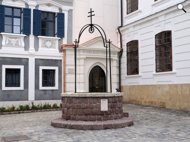Az Érseki Palota szomszédságában található a Gizella-kápolna, Veszprém (Fotó: Nagy Lajos)
