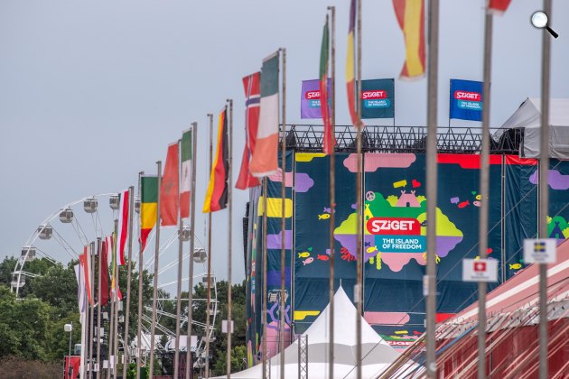 A nagyszínpad a Hajógyári-szigeten a Sziget fesztivál kezdete előtti napon (Fotó: MTI/Balogh Zoltán)