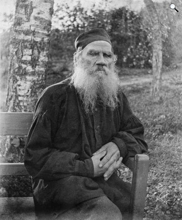 Lev Tolsztoj (1828-1910) orosz író, filozófus, az orosz irodalom és a világirodalom egyik legnagyobb szerzője, 1897 (Fotó: Wikimédia)