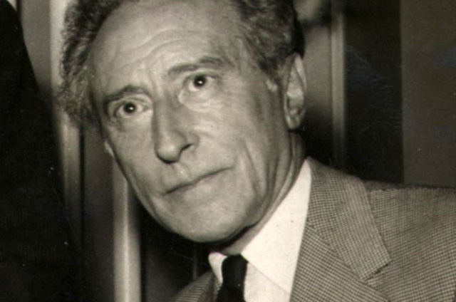 Jean Cocteau (1889-1963) - francia költő, író, dramaturg, tervező, drámaíró, művész és filmkészítő (Fotó: Arquivo Nacional/Brazilian National Archives/Arquivo Nacional Collection)