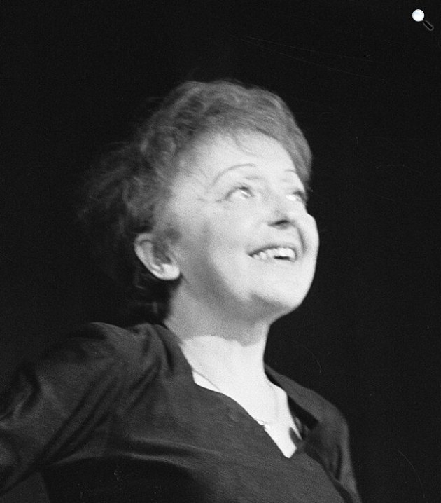 Édith Piaf (1915-1963) sanzonénekes, a kis veréb, 1962 (Fotó: Eric Koch/Anefo/t/Wikimedia)